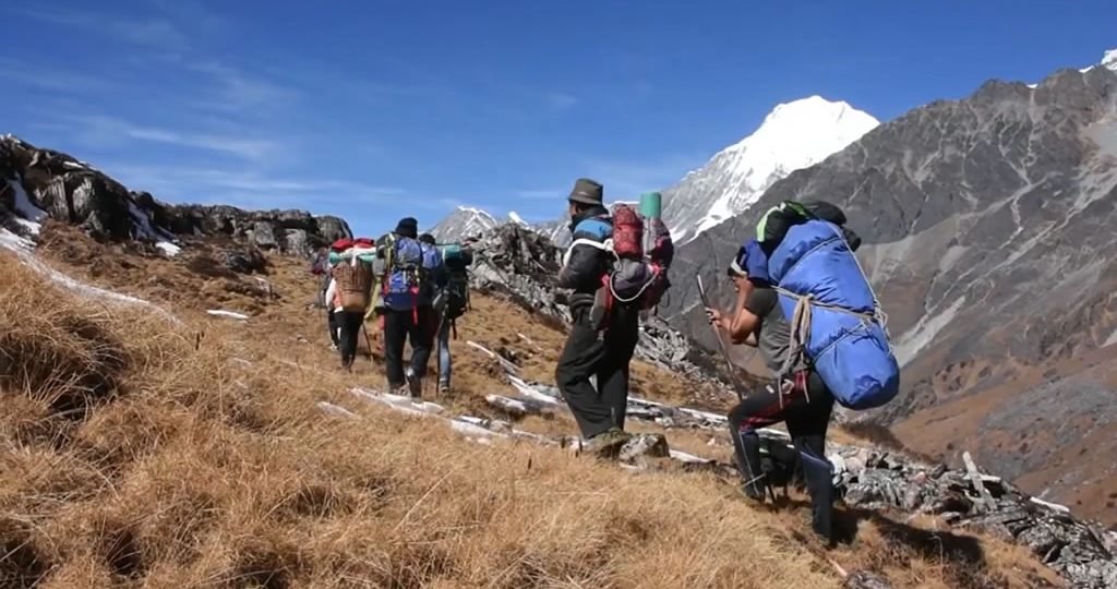Ban on tracking activities above 3 thousand meters