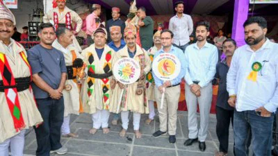 छतराड़ी जातर मेले में पहुंचे केवल सिंह पठानिया, डंडारस लोकनृत्य में लिया हिस्सा